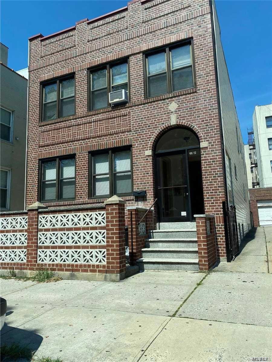 30-18 35th St, Long Island City, NY 11103 - photo 1