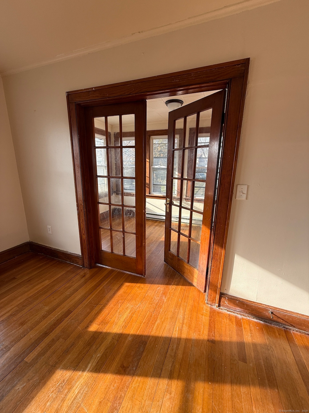 150 Wall St unit 2, Waterbury, CT 06705 - photo 1