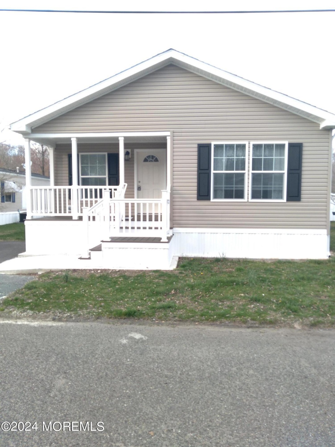 Sold $305,000 • Co-Listing Agent