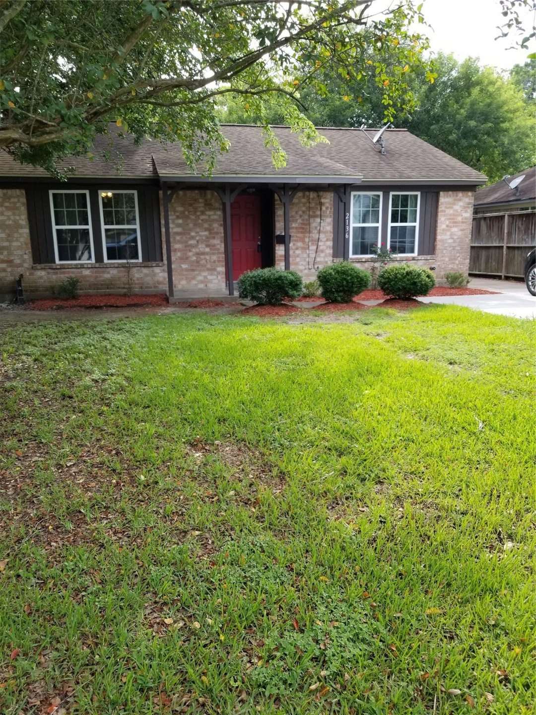 2136 Pearland Ave, Pearland, TX 77581 - photo 1