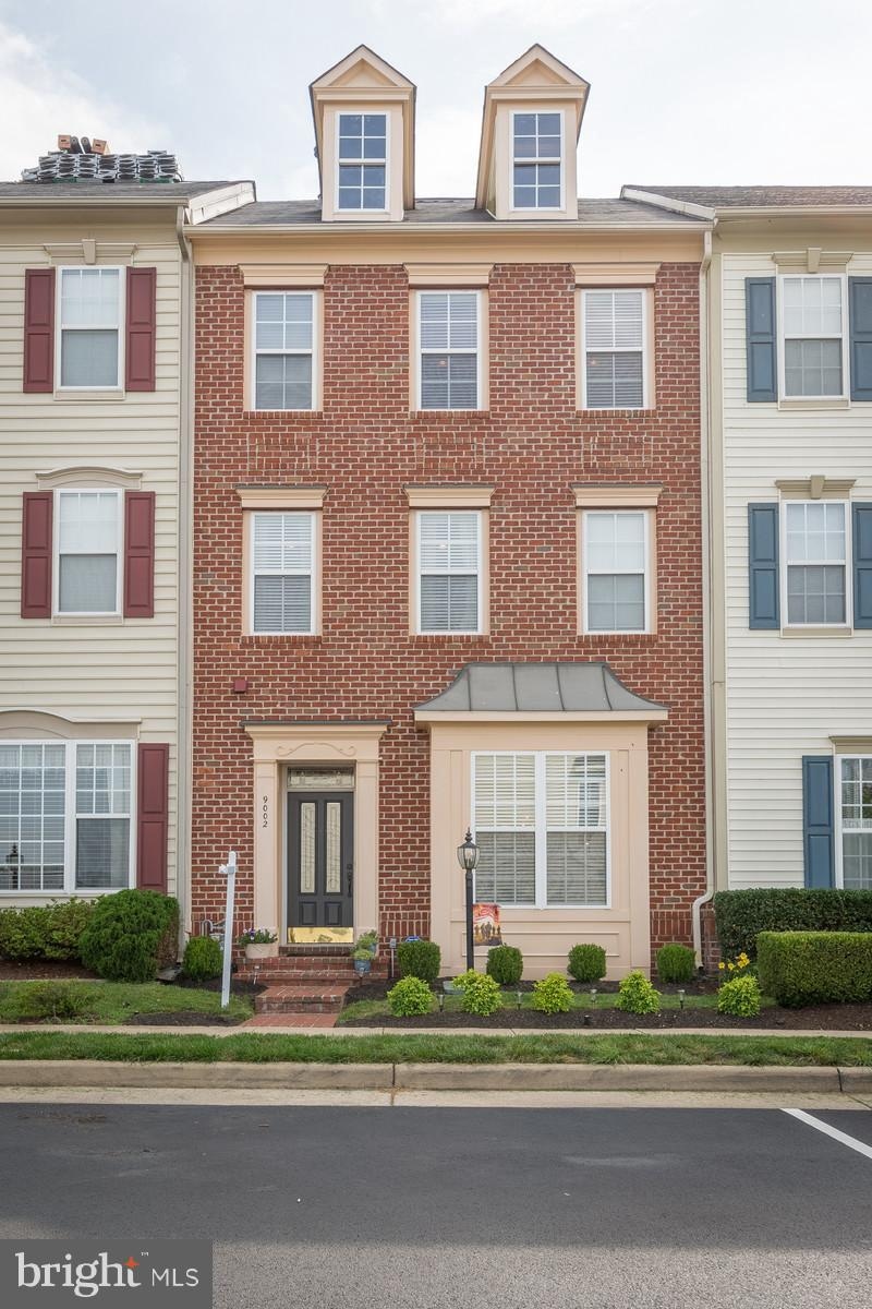 9002 Ribbon Falls Loop, Bristow, VA 20136 - photo 1