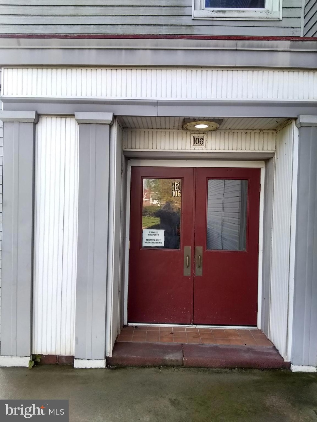 106 W Main St unit 11, New Holland, PA 17557 - photo 1