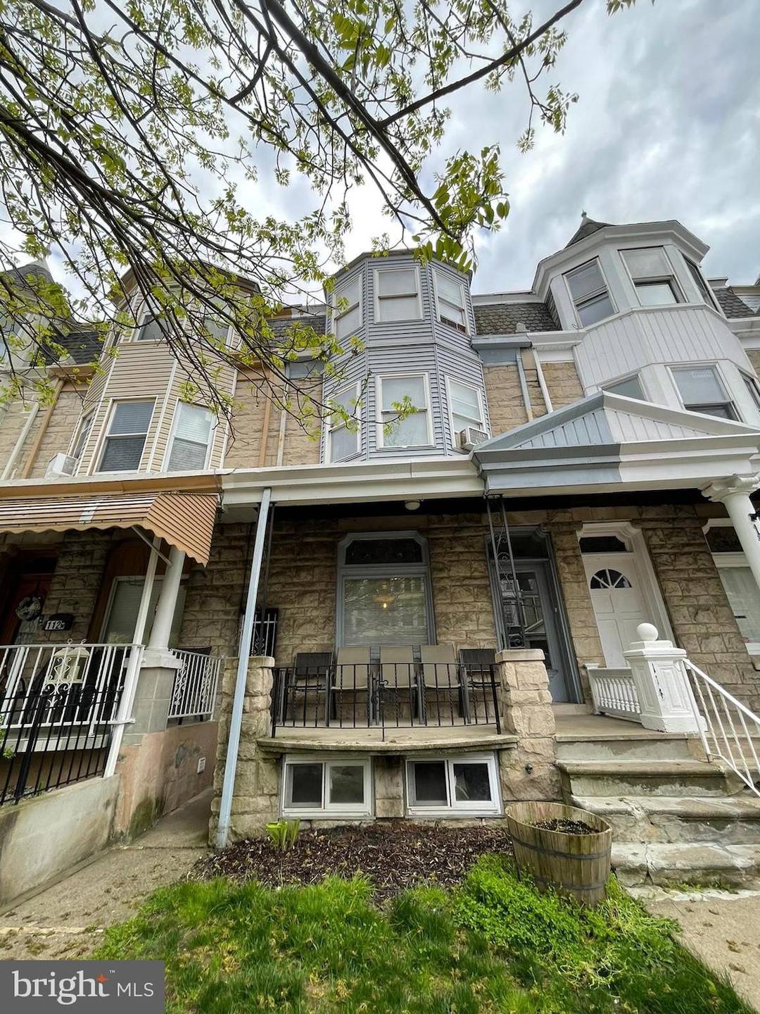 114 W Windsor St, Reading, PA 19601 - photo 1