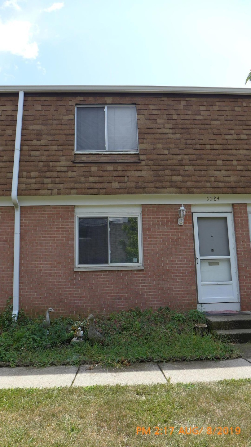 5584 Rockwood Ct unit R-63, Columbus, OH 43229 - photo 1