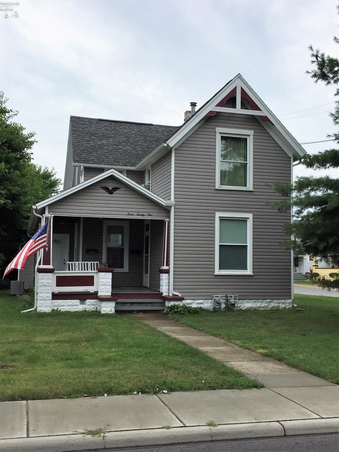 321 Elm St, Findlay, OH 45840 - photo 1