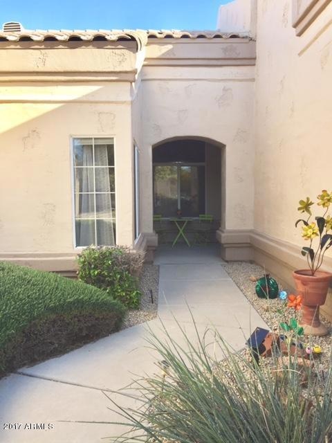 8374 W Oraibi Dr, Peoria, AZ 85382 - photo 1