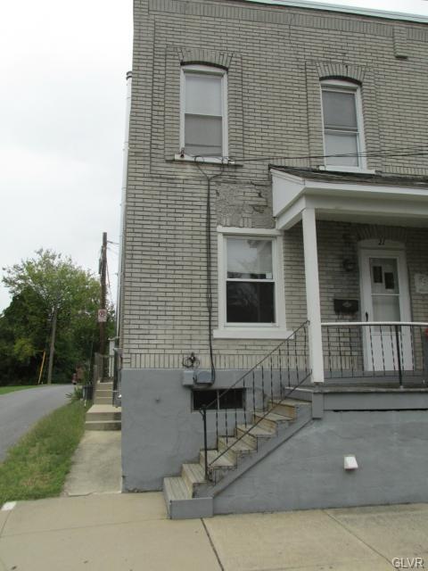 421 Maple St, Bethlehem, PA 18018 - photo 1