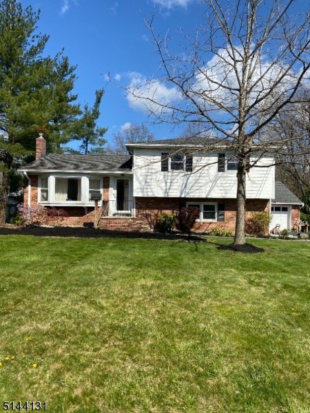 15 Oxbow Dr, New Providence, NJ 07974 - photo 1