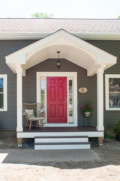 84 Hazel St, Uxbridge, MA 01569 - photo 1