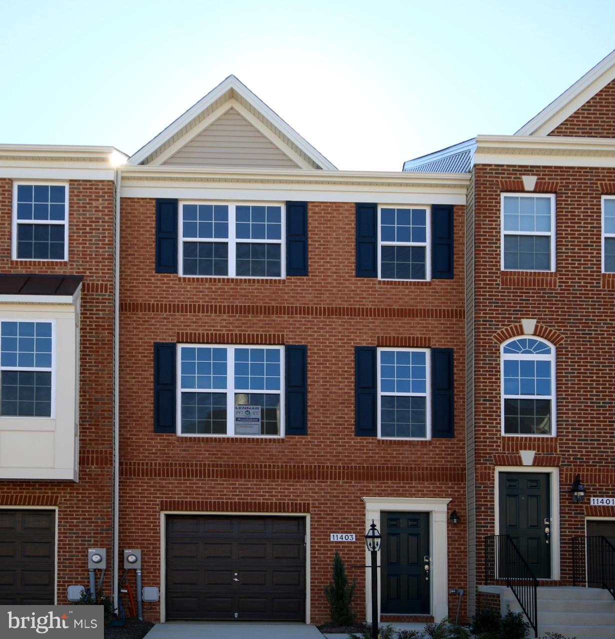 11403 Sandhurst Place, White Plains, MD 20695 - photo 1