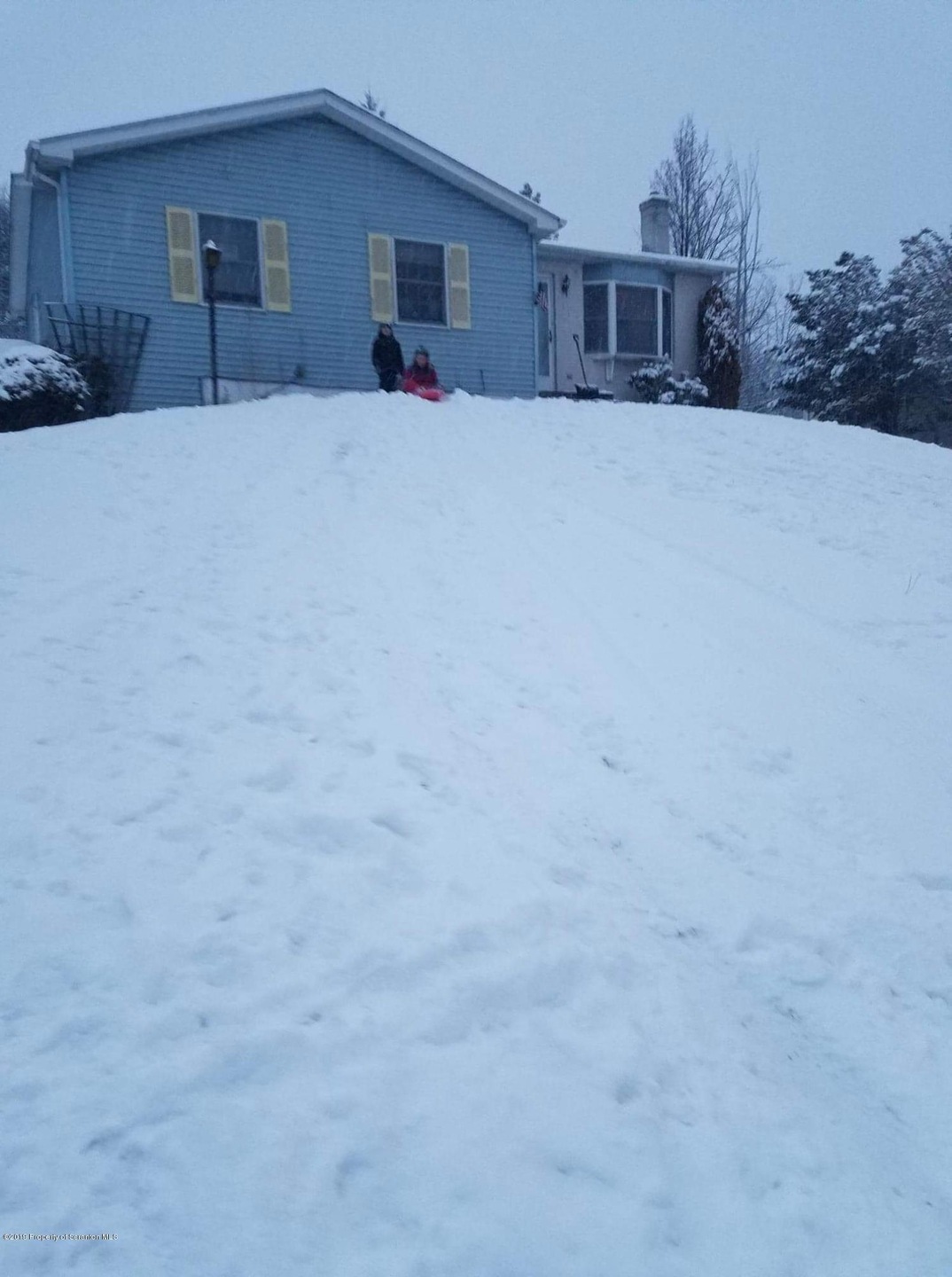 24 Vista Dr, Nanticoke, PA 18634 - photo 1