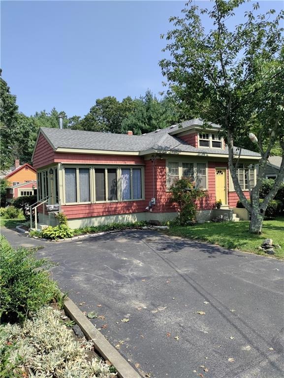 59 Chachapacasset Rd, Barrington, RI 02806 - photo 1