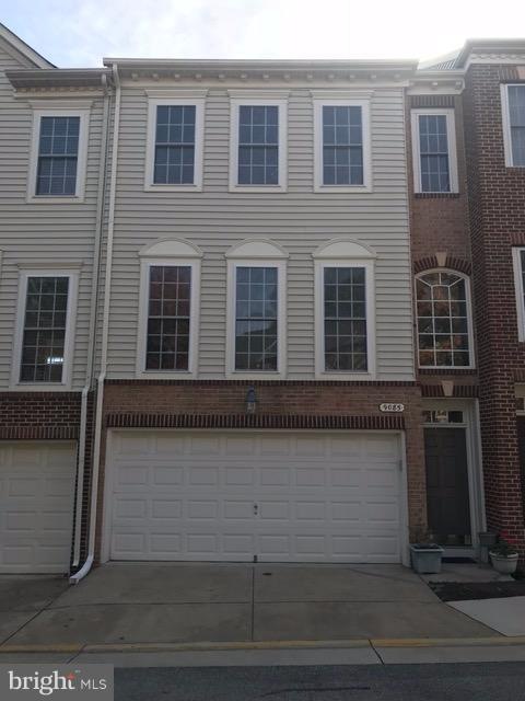 9085 Acheson Ct, Lorton, VA 22079 - photo 1