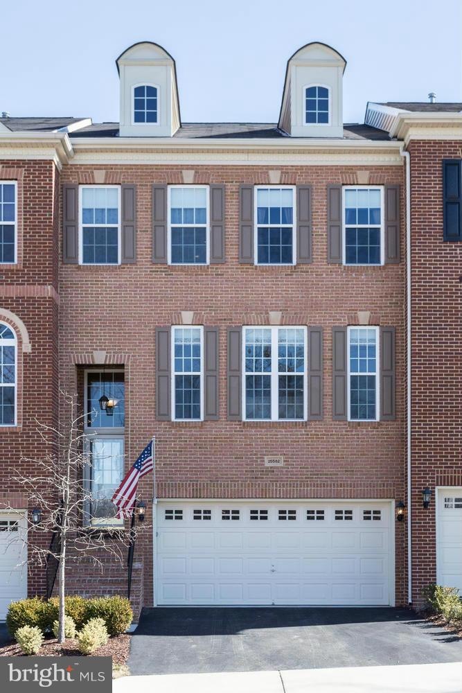 25582 Soft Mist Terrace, Aldie, VA 20105 - photo 1