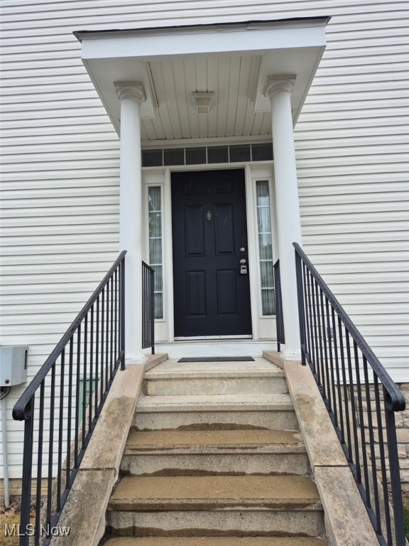 400 Oxford Oak Dr, Columbus, OH 43004 - photo 1