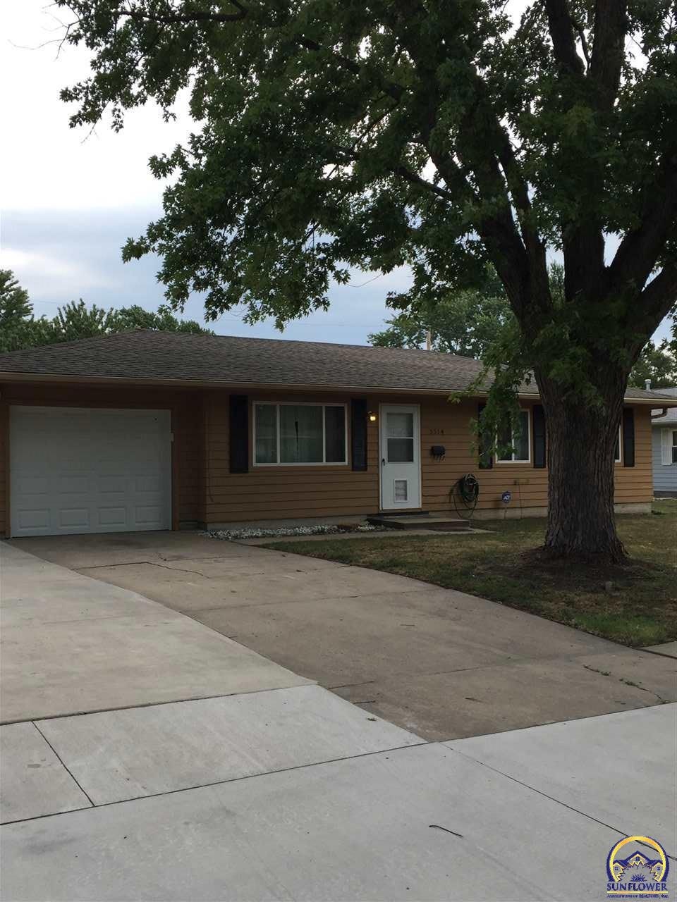 3314 SW Kiowa St, Topeka, KS 66614 - photo 1