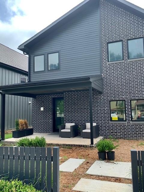 624 Bella Vista Rd, Bentonville, AR 72712 - photo 1