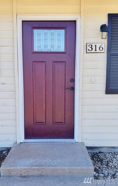 316 S Jarvis Ave, East Wenatchee, WA 98802 - photo 1