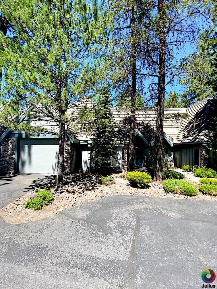 57066 Peppermill Cir unit 31-B, Sunriver, OR 97707 - photo 1