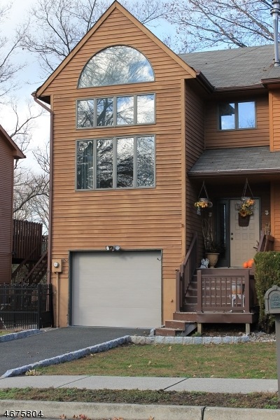 10 Saddle River Ct, Saddle Brook, NJ 07663 - photo 1