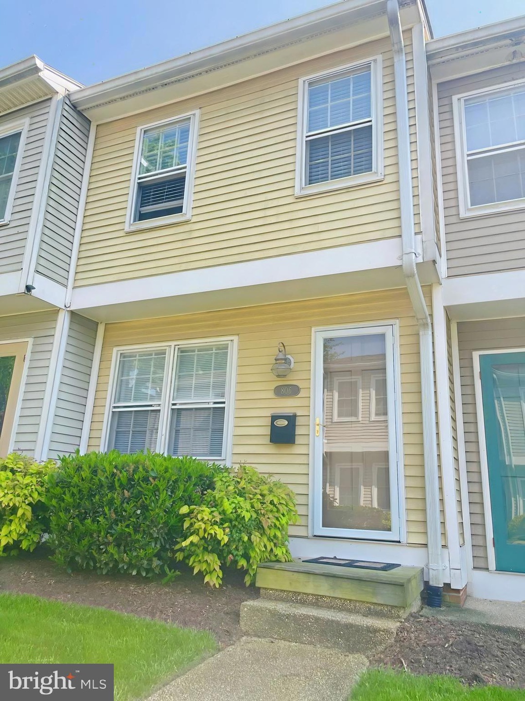 806 Mews Ln, Frederick, MD 21701 - photo 1