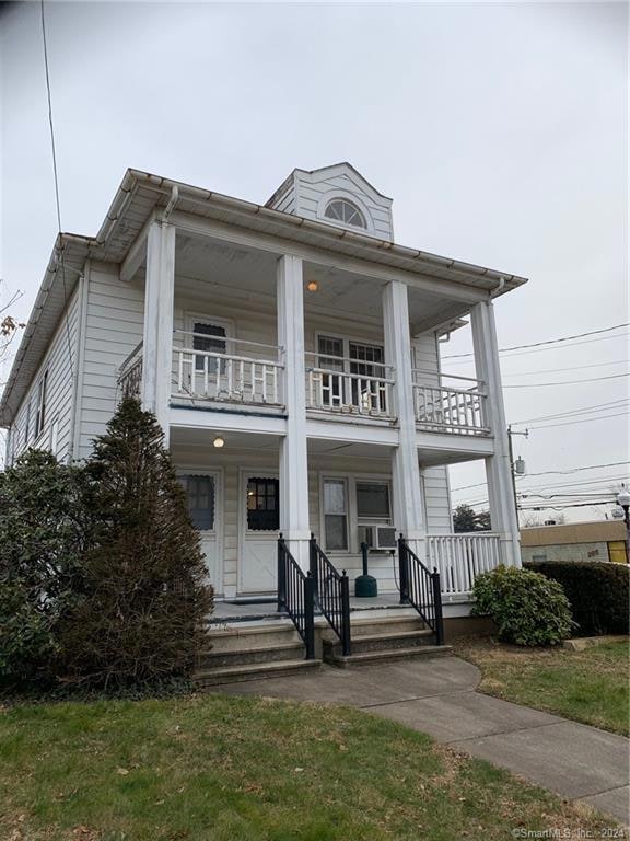 2 Washington Cir, West Hartford, CT 06119 - photo 1