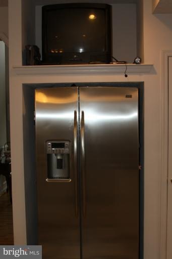 9213 Crescent Ln, La Plata, MD 20646 - photo 1