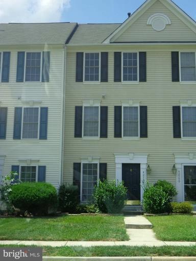 42788 Pilgrim Square, Chantilly, VA 20152 - photo 1