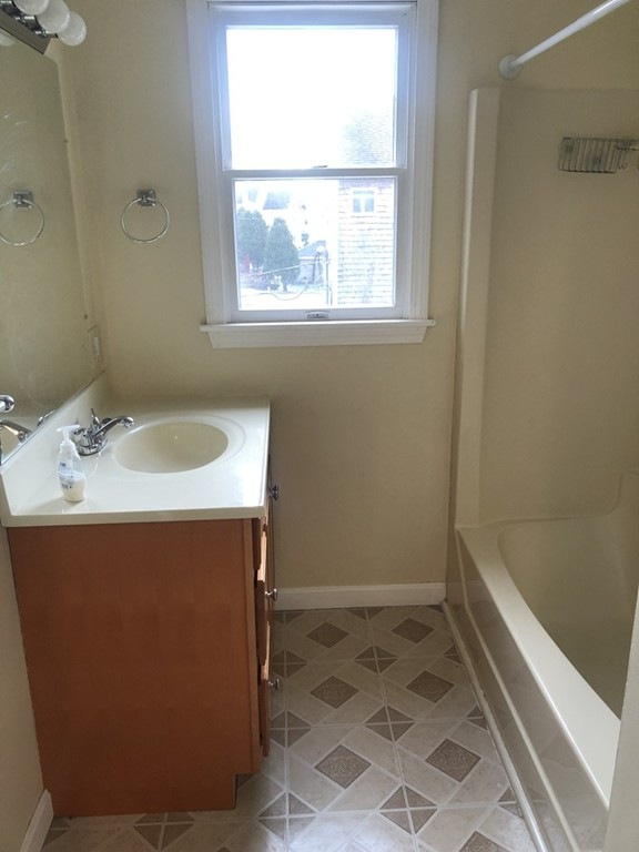 20 N Central St unit 2, Peabody, MA 01960 - photo 1