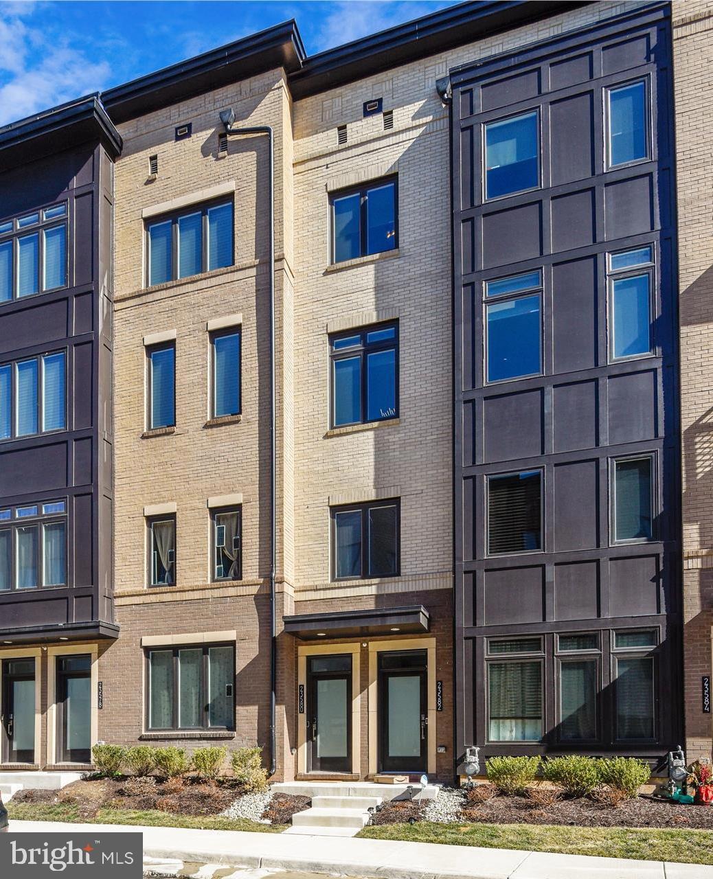 23580 Waterford Downs Terrace, Ashburn, VA 20148 - photo 1