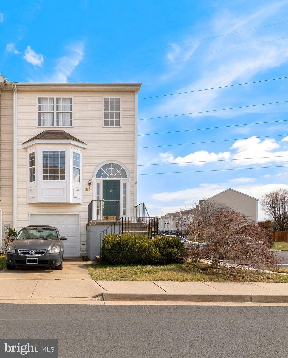 5601 Ashburn Terrace, Frederick, MD 21703 - photo 1