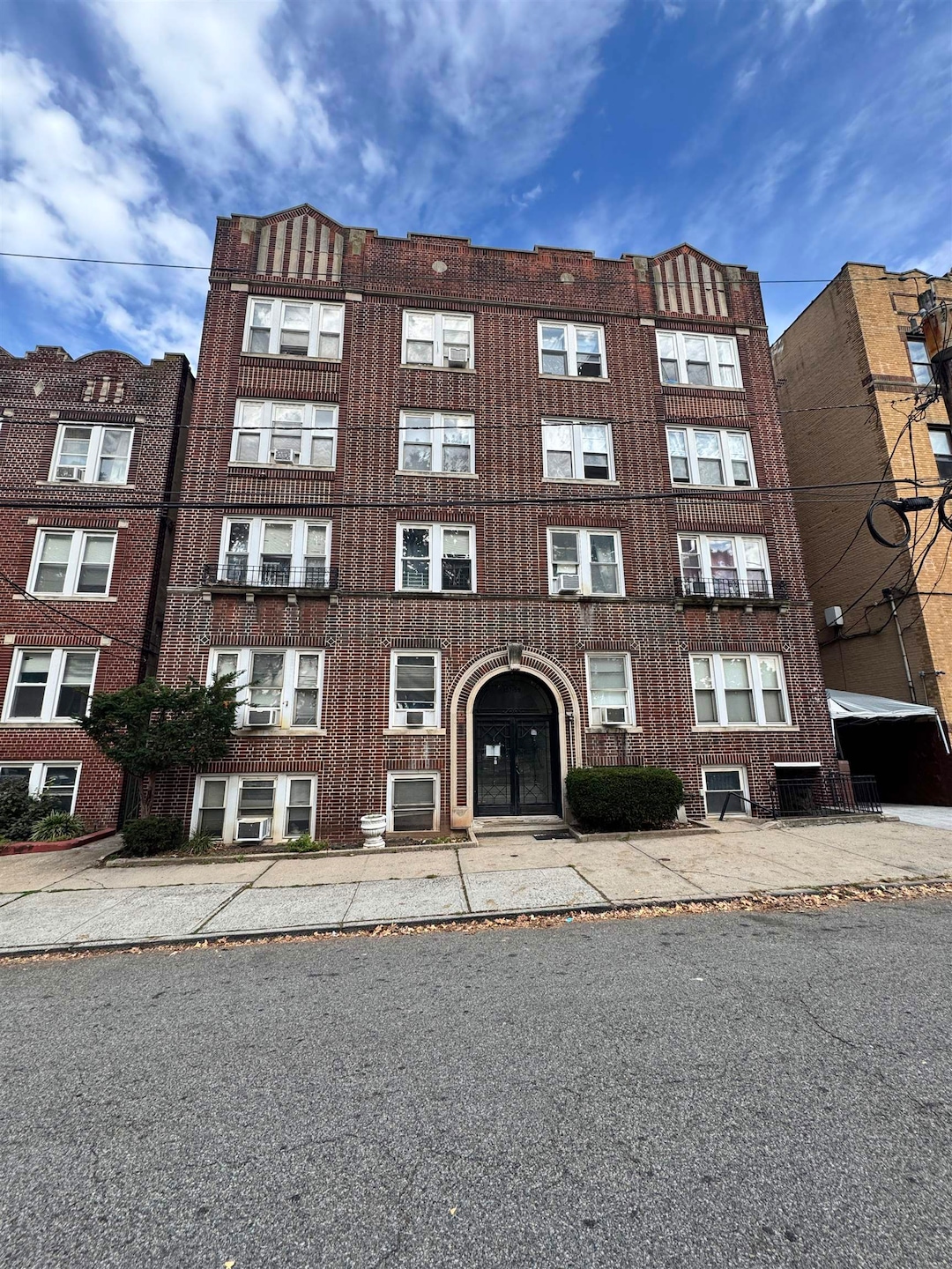 For Rent $1,600/month