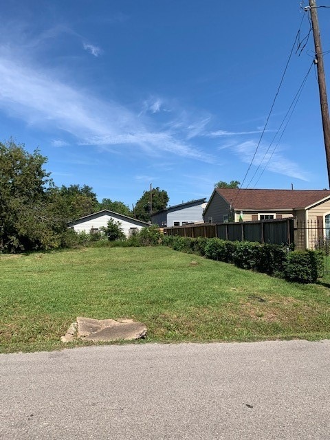 3641 Goodhope St, Houston, TX 77021 - photo 1