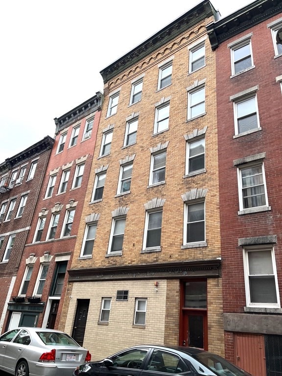 64 N Margin St, Boston, MA 02113 - photo 1