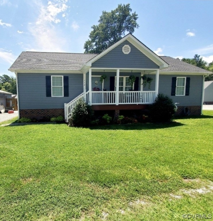 112 Waterview Dr, Dunnsville, VA 22454 - photo 1