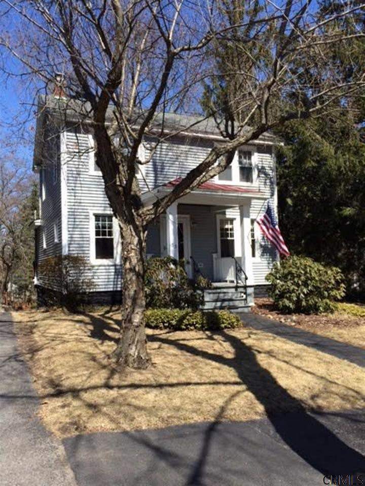 53 Washington Rd, Schenectady, NY 12302 - photo 1