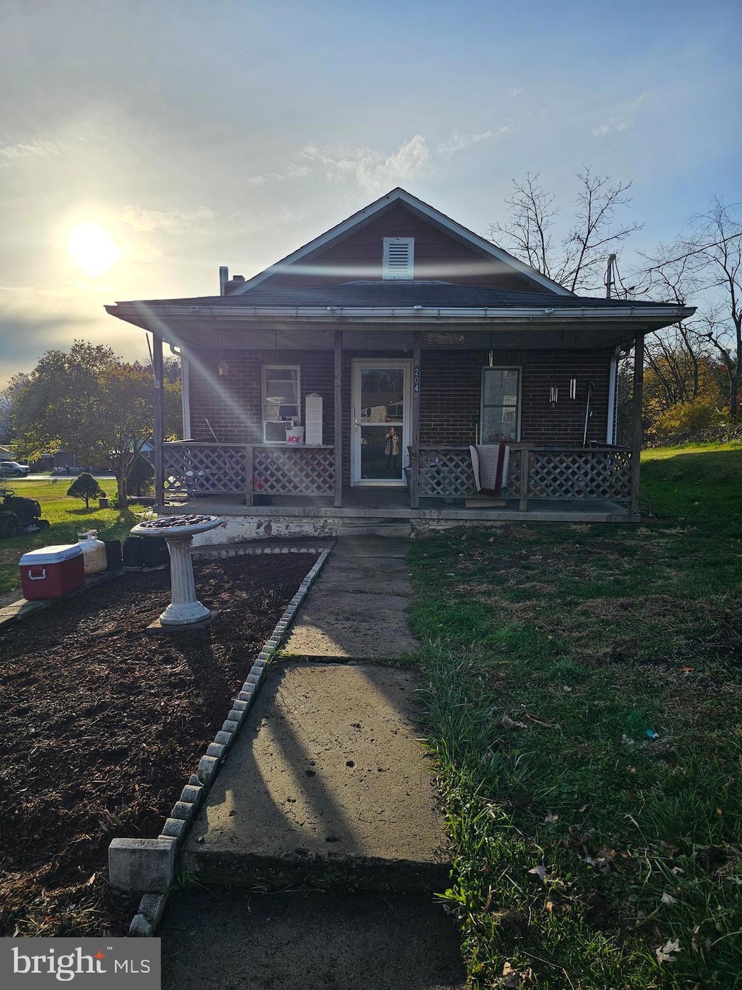 Under Contract $120,000