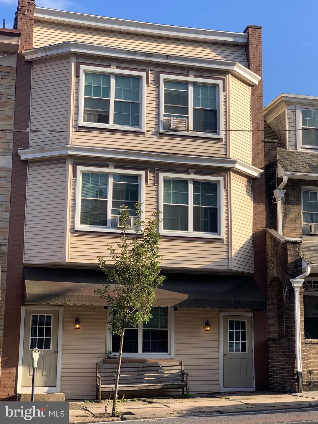 906 Centre St, Ashland, PA 17921 - photo 1