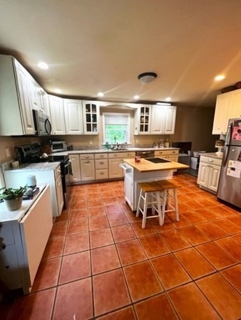 977 Hancock St unit 1, Quincy, MA 02170 - photo 1