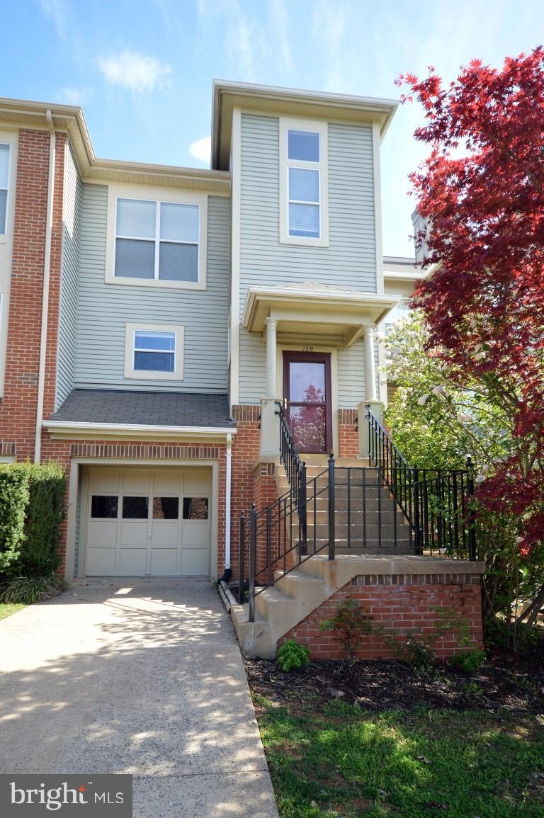 139 Coppermill Dr, Warrenton, VA 20186 - photo 1