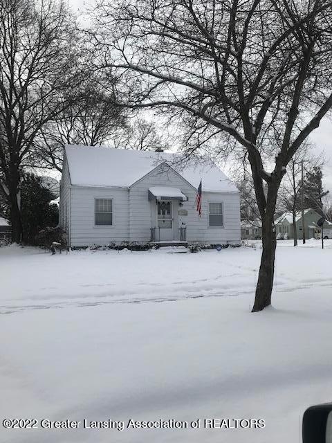 1523 W Barnes Ave, Lansing, MI 48910 - photo 1