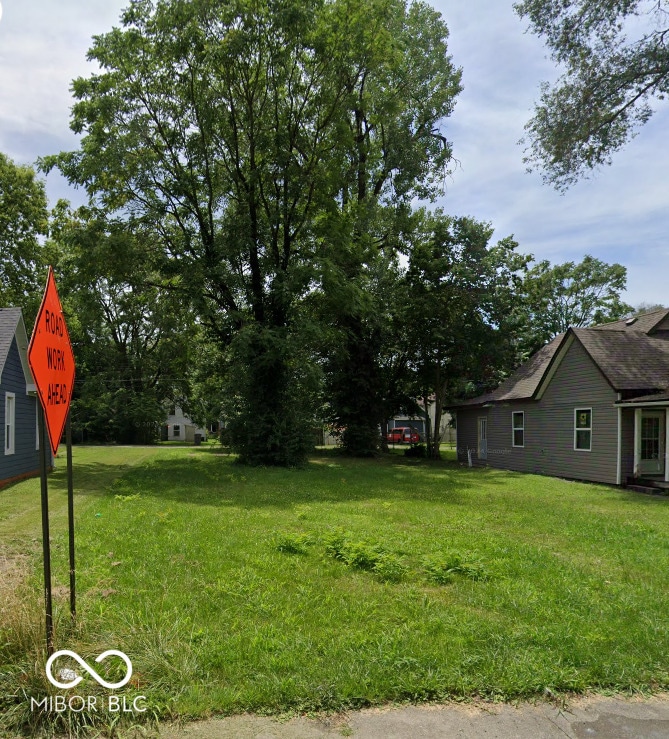 933 W Roache St, Indianapolis, IN 46208 - photo 1