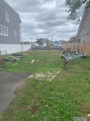 23 East Ave, Lawrence, NY 11559 - photo 1