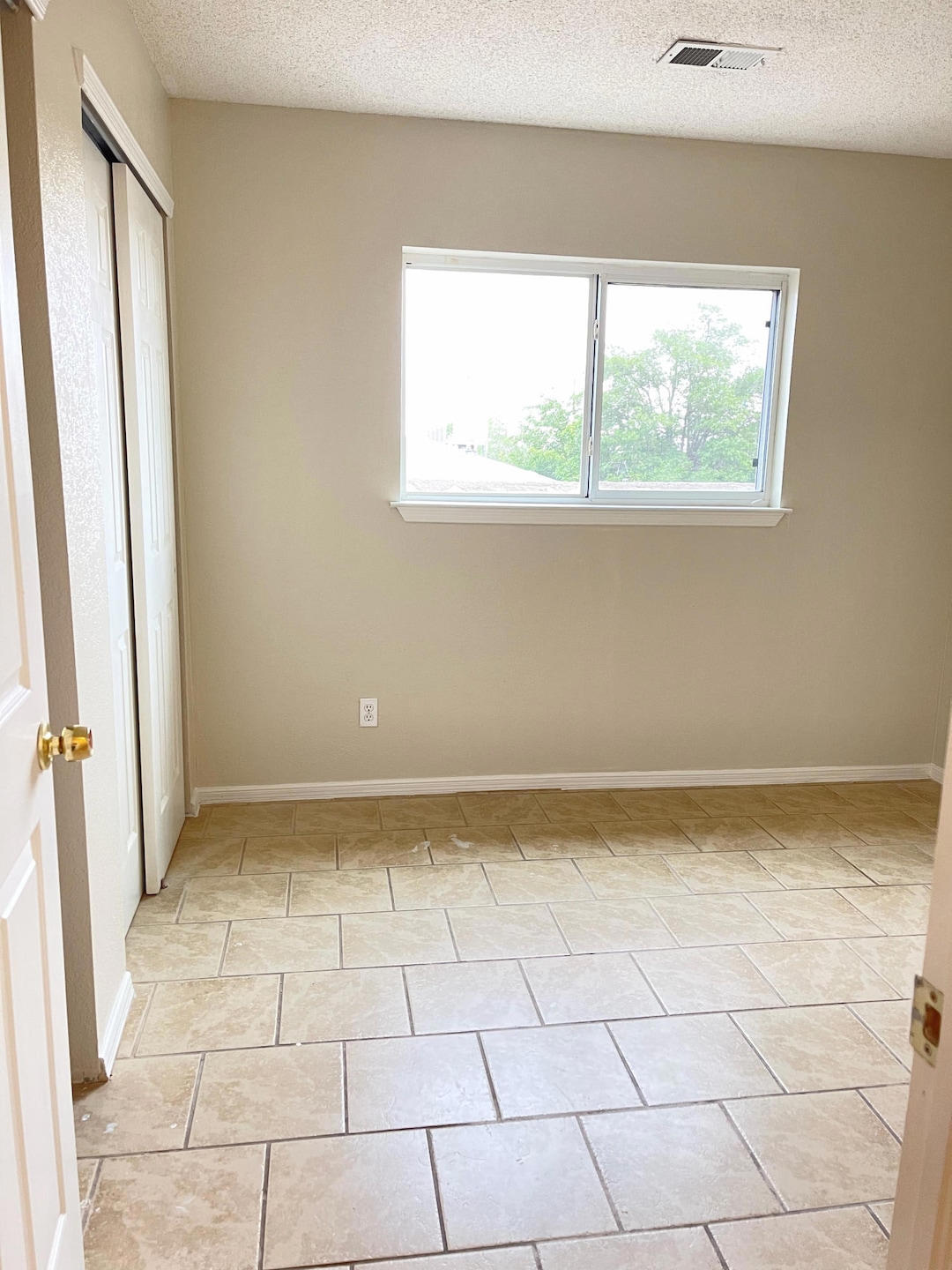 4016 Moonlight Ave unit B, El Paso, TX 79904 - photo 1