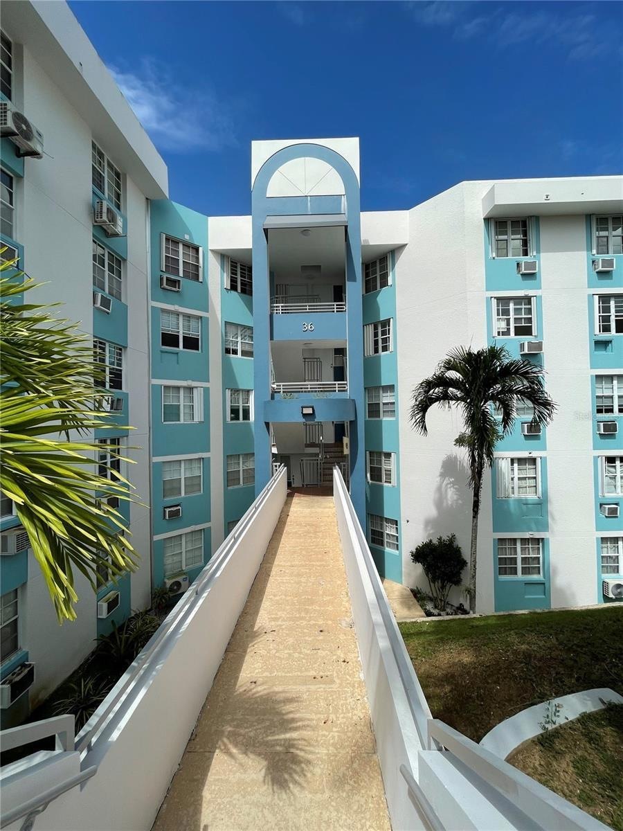 Apt 3604 Montecillo Court Encantada unit 3604, Trujillo Alto, PR 00976 - photo 1