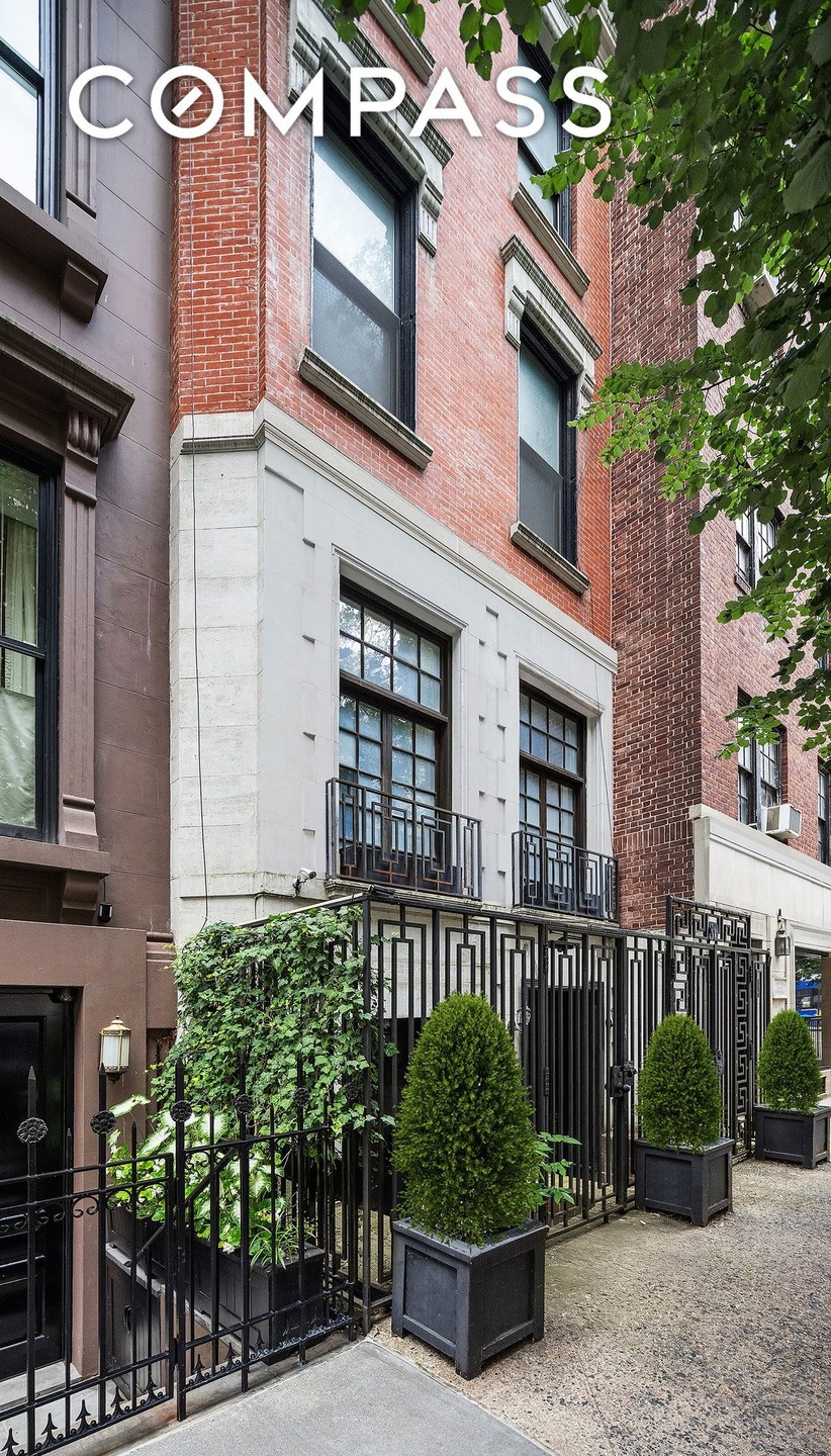 Pending $7,250,000 • Co-Listing Agent