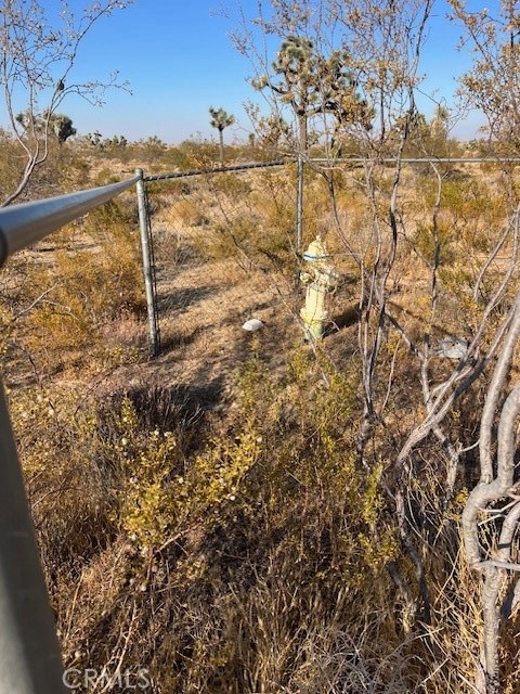 5202 La Mesa Rd, Phelan, CA 92371 - photo 1