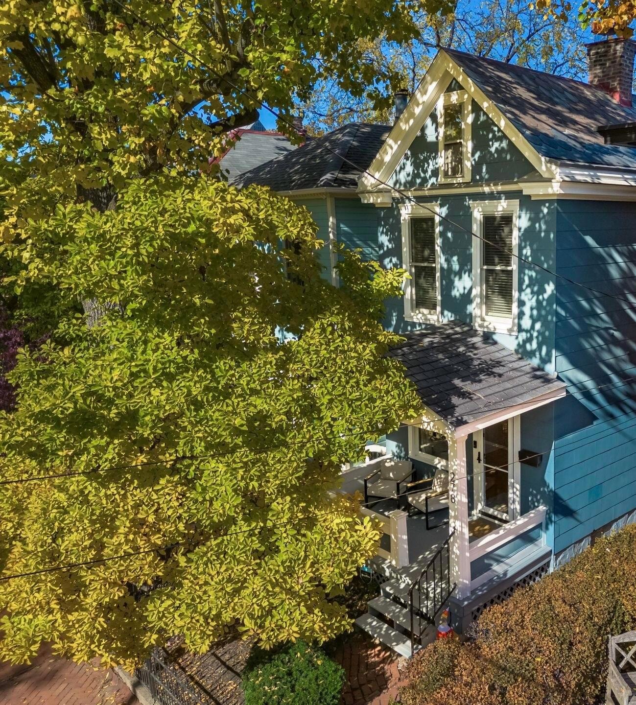 Welcome to 278 E Sycamore