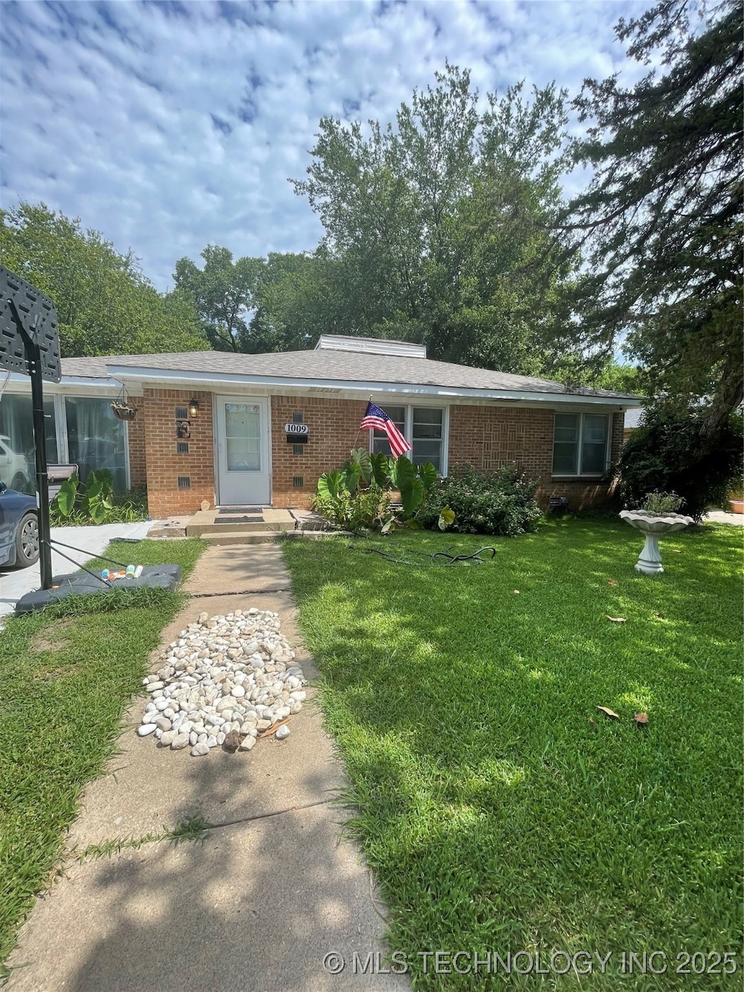 1009 Davis St NW, Ardmore, OK 73401 - photo 1