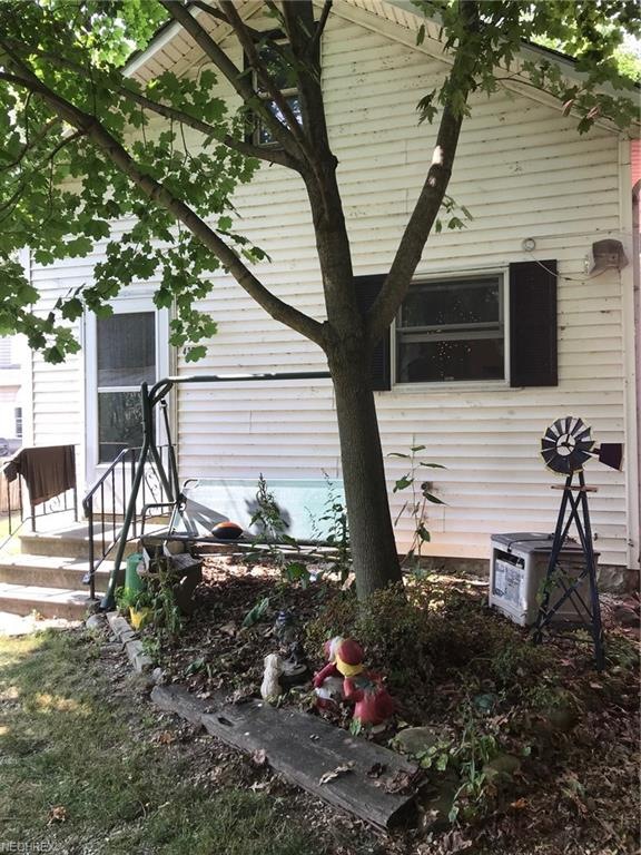 4374 Edgewater Dr, Sheffield Lake, OH 44054 - photo 1